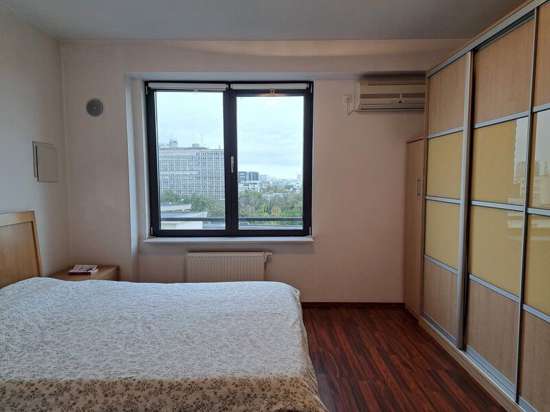 Stefan cel Mare, Central Park, 3 camere, parcare subteran, mobilat si utilat, comision 0,